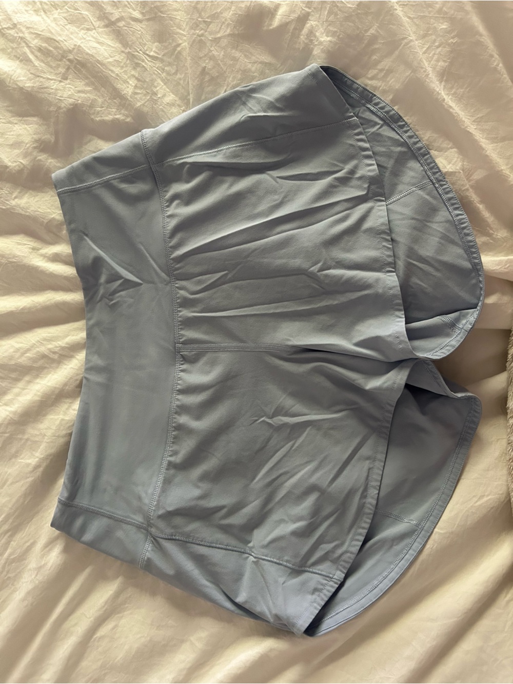 Lululemon light blue speed up shorts 4in inseam size 8
